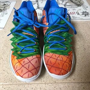 Kyrie 5 spongebob pineapple house